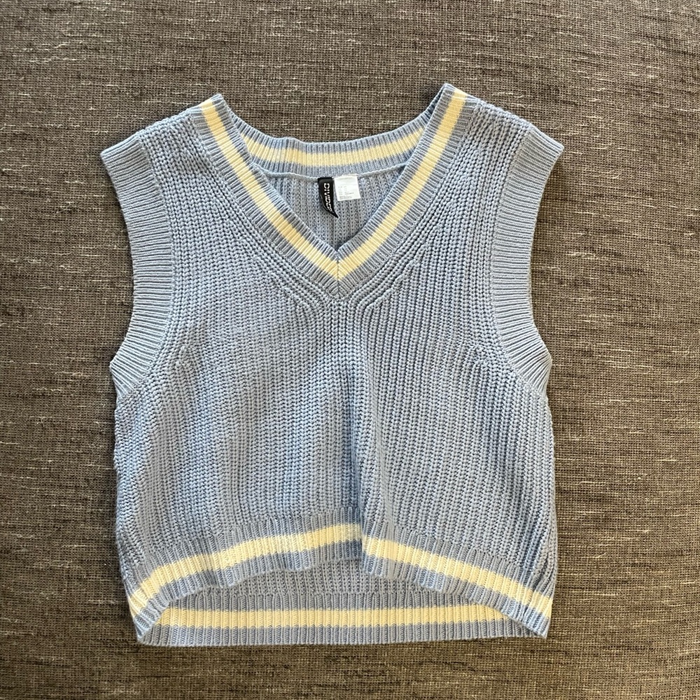 NWOT Sweater Vest